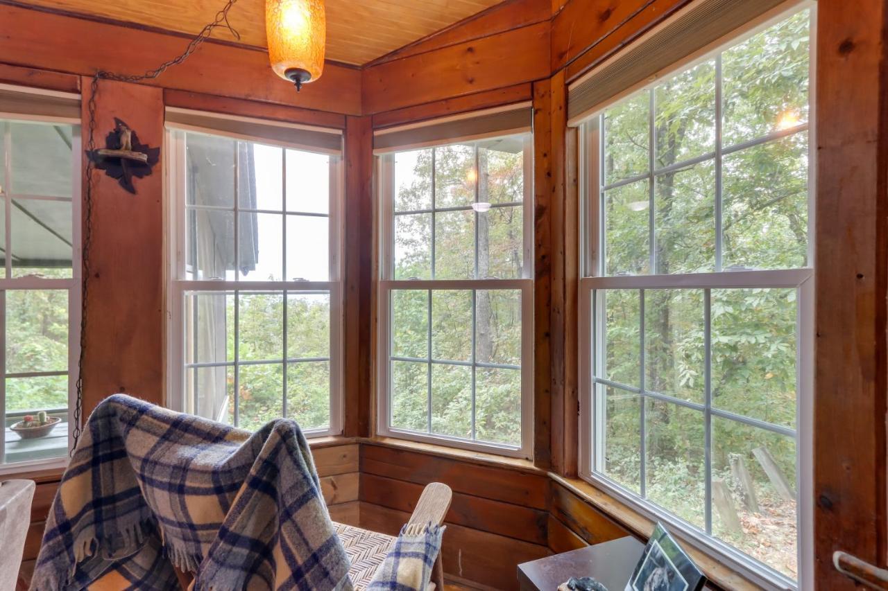 Mountaintop Ellijay Cabin With Private Hot Tub Eksteriør billede